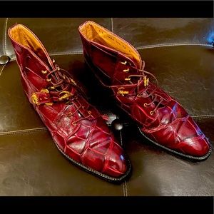 Men’s Mauri Classic Gold Emblem Gator 🐊 Boots